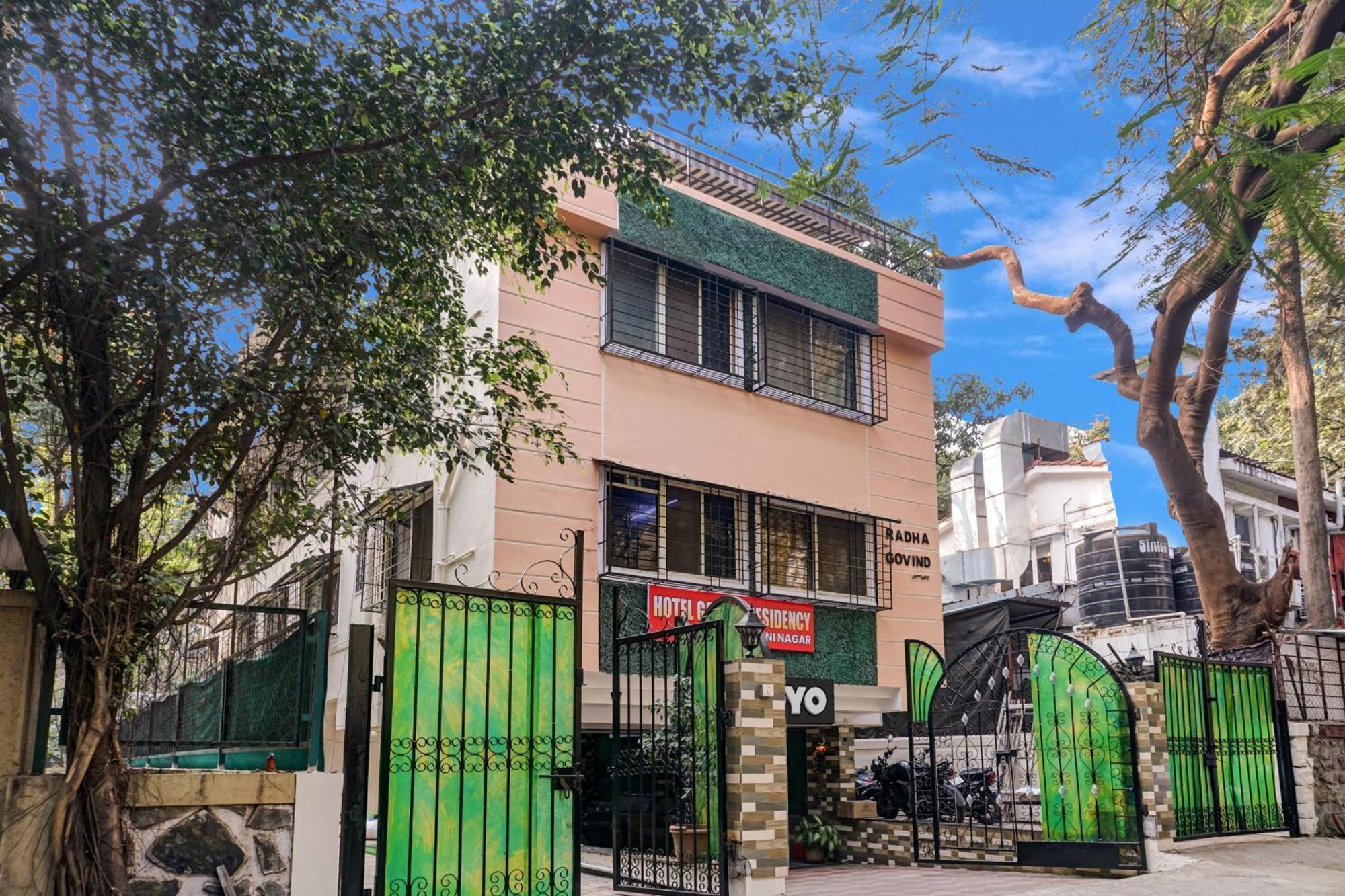 Hotel Galaxy Residency Kalyani Nagar Pune Exterior photo